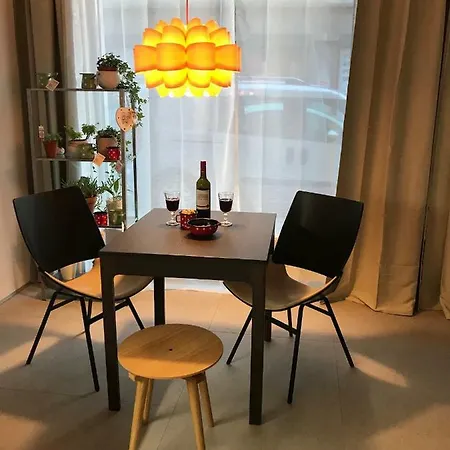 Street Flat Mini